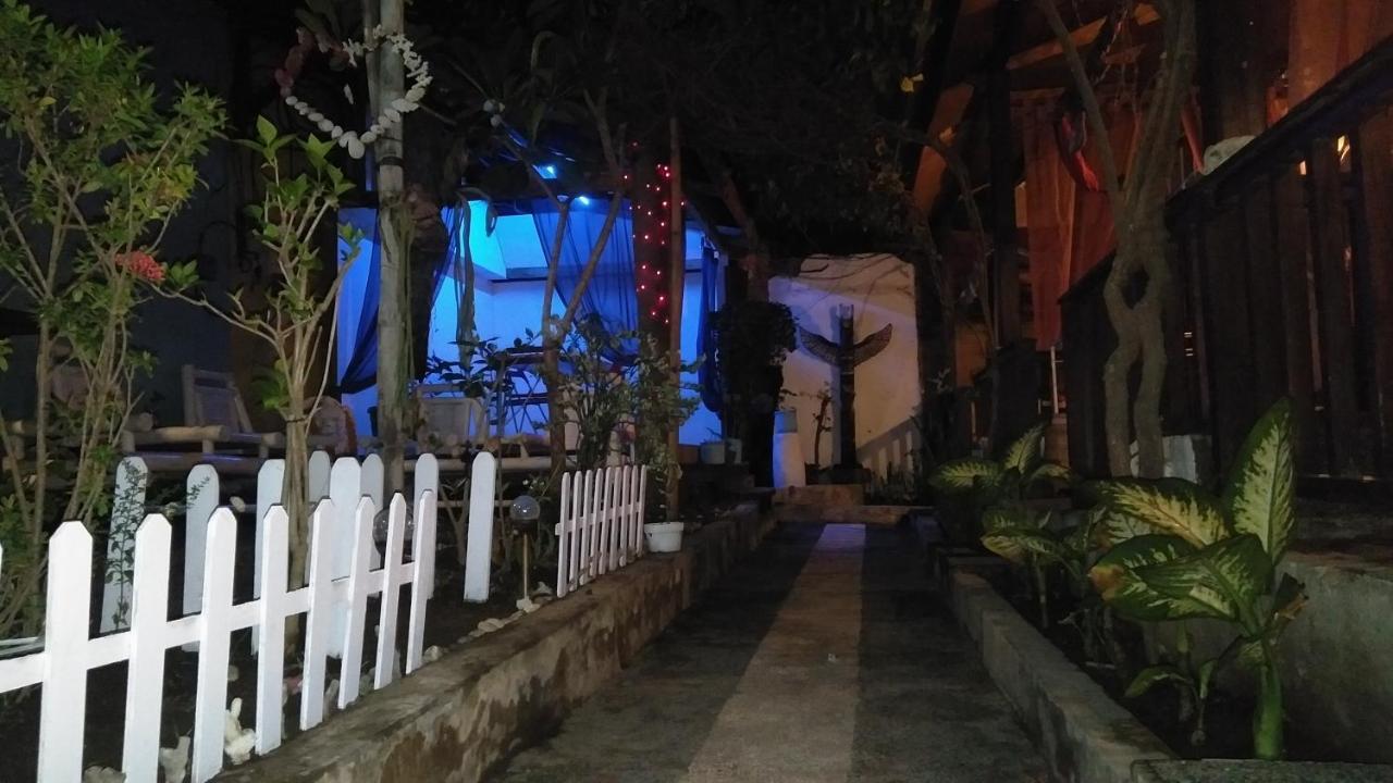 Salon De Nomad Gili T. Panzió Gili Trawangan Kültér fotó