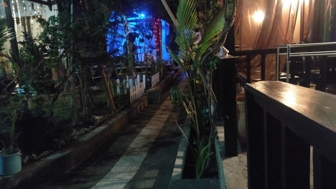 Salon De Nomad Gili T. Panzió Gili Trawangan Kültér fotó