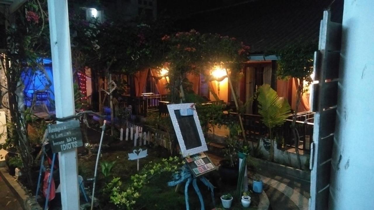 Salon De Nomad Gili T. Panzió Gili Trawangan Kültér fotó