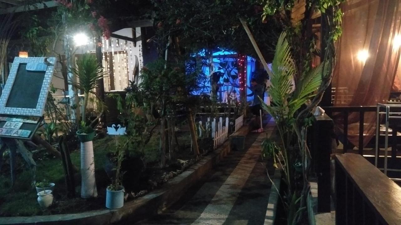Salon De Nomad Gili T. Panzió Gili Trawangan Kültér fotó